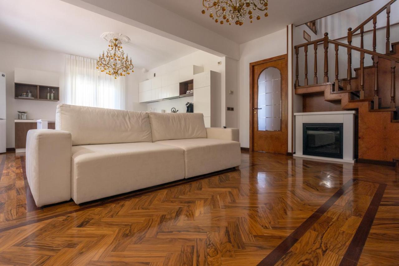 La Principessa Nera B&B Ostra 外观 照片