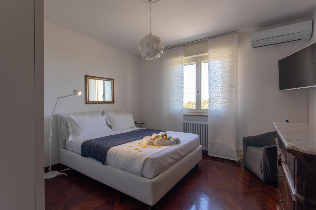 La Principessa Nera B&B Ostra 外观 照片